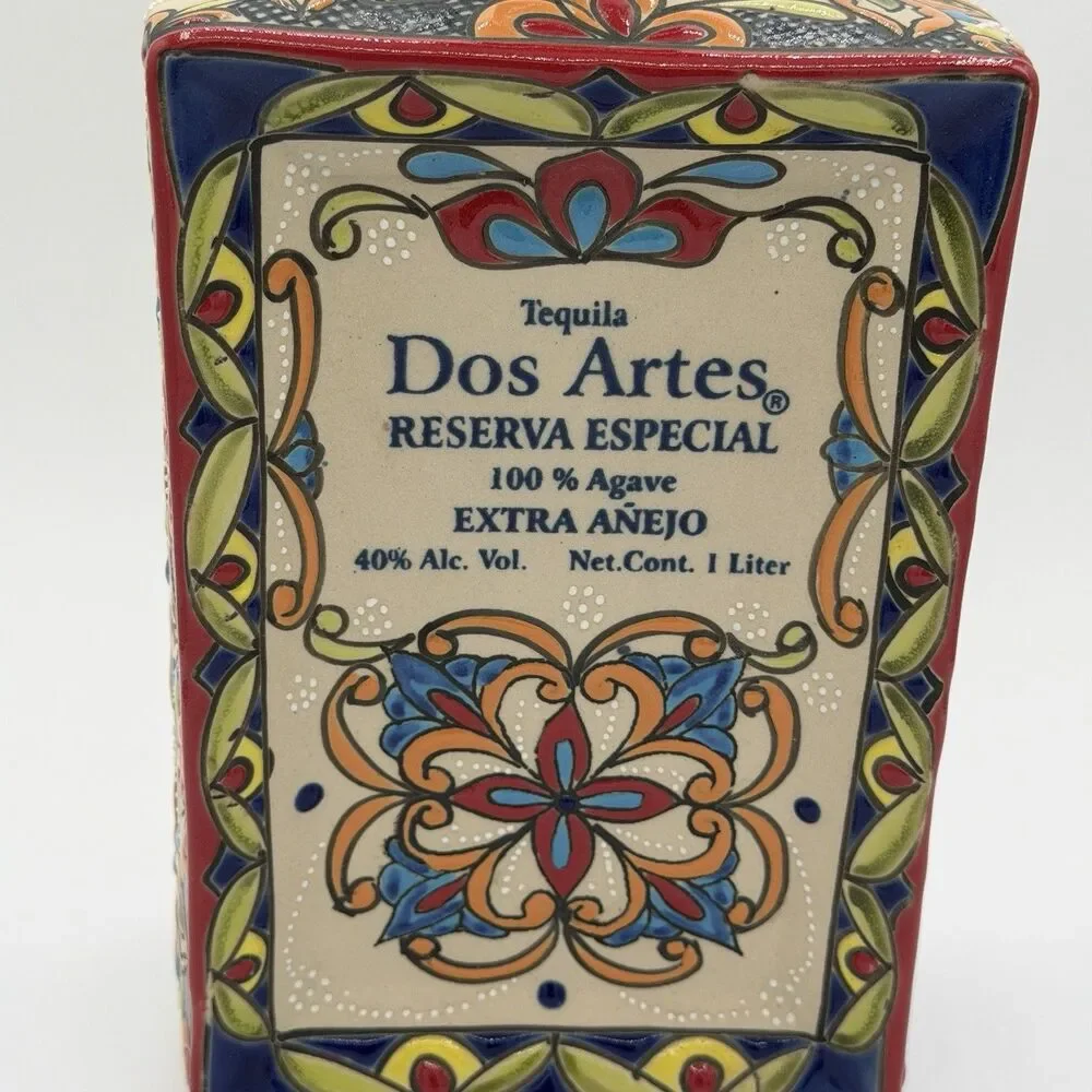 Dos Artes Reserva Especial Anejo Tequila Ceramic Collectors Empty Bottle 1L